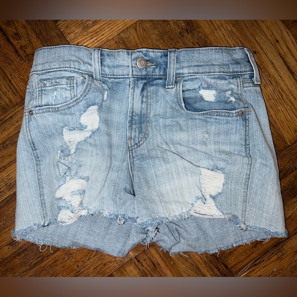Women’s Mid Rise Boyfriend Jean Shorts